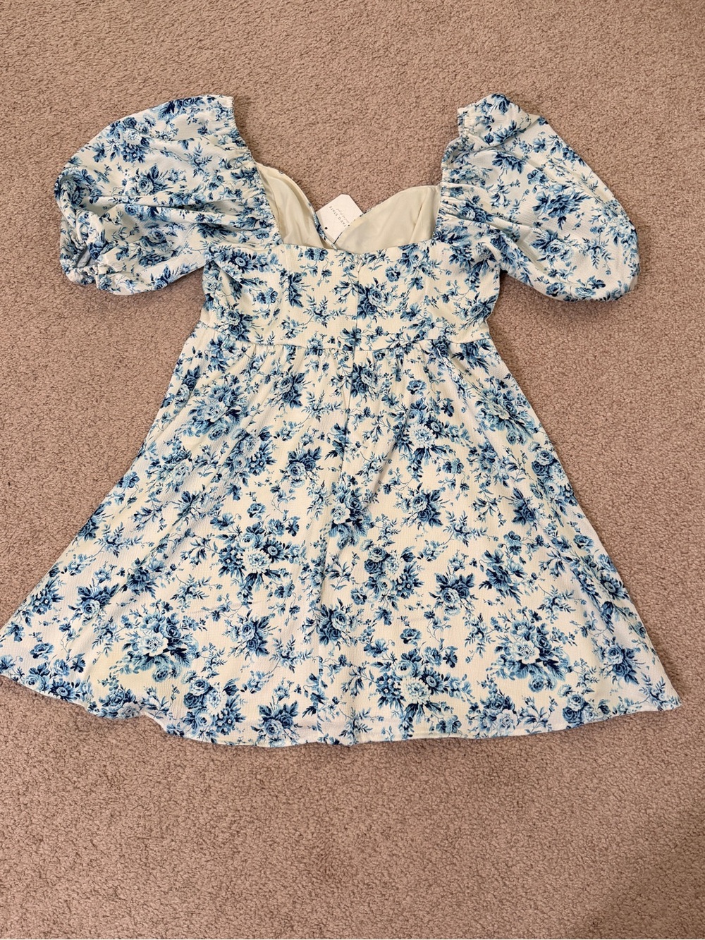 Altar’d State NWT Blue Floral Puff Sleeve Babydoll Mini Dress Medium Cottagecore - Picture 3 of 11